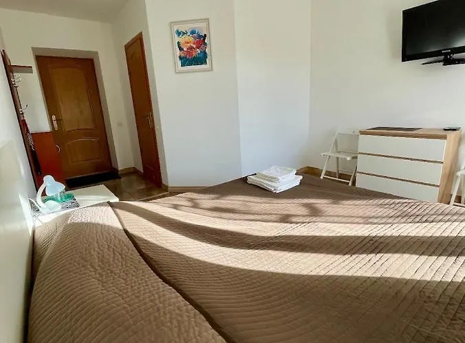House 3*
